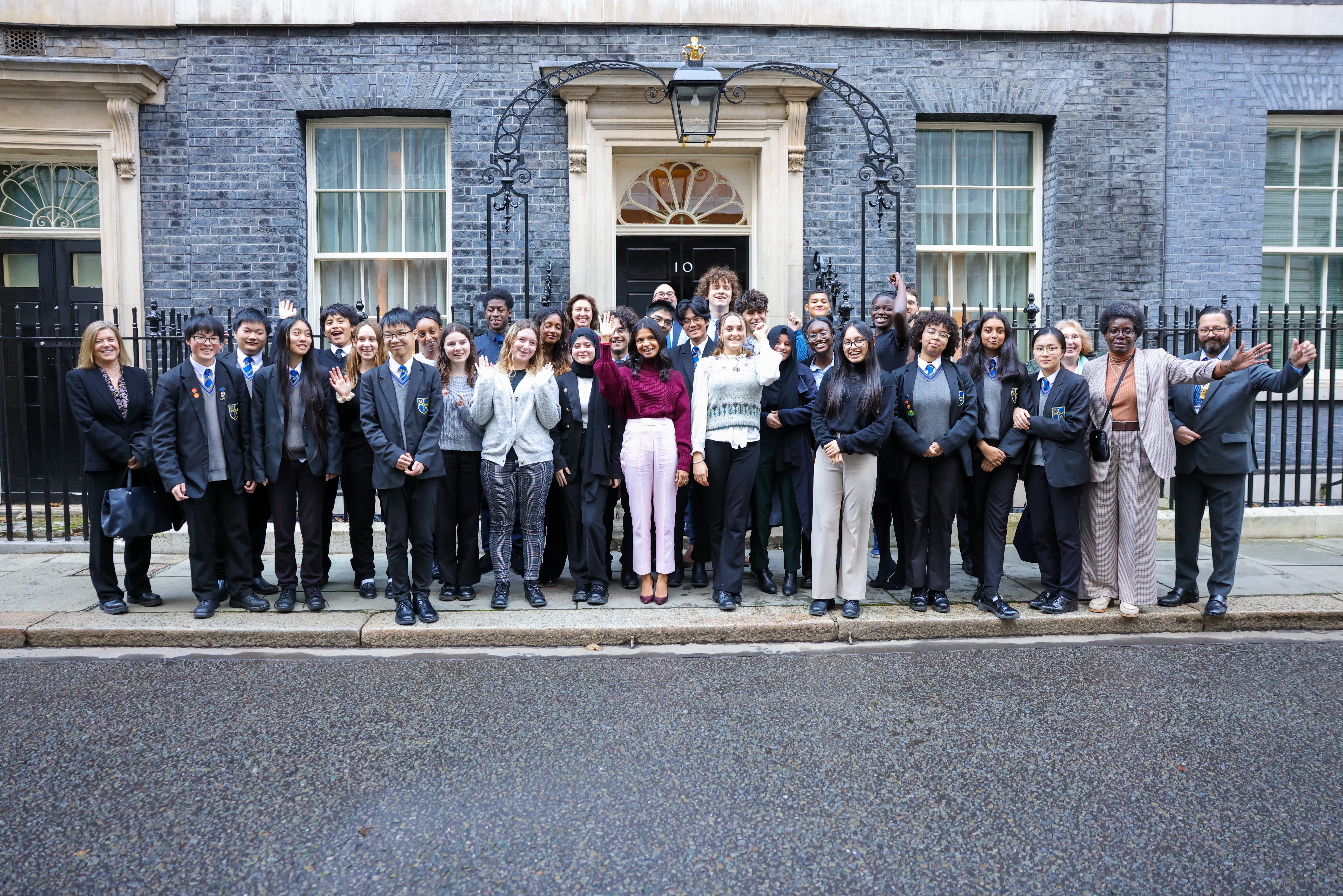 Students outside of 10 Downing Street